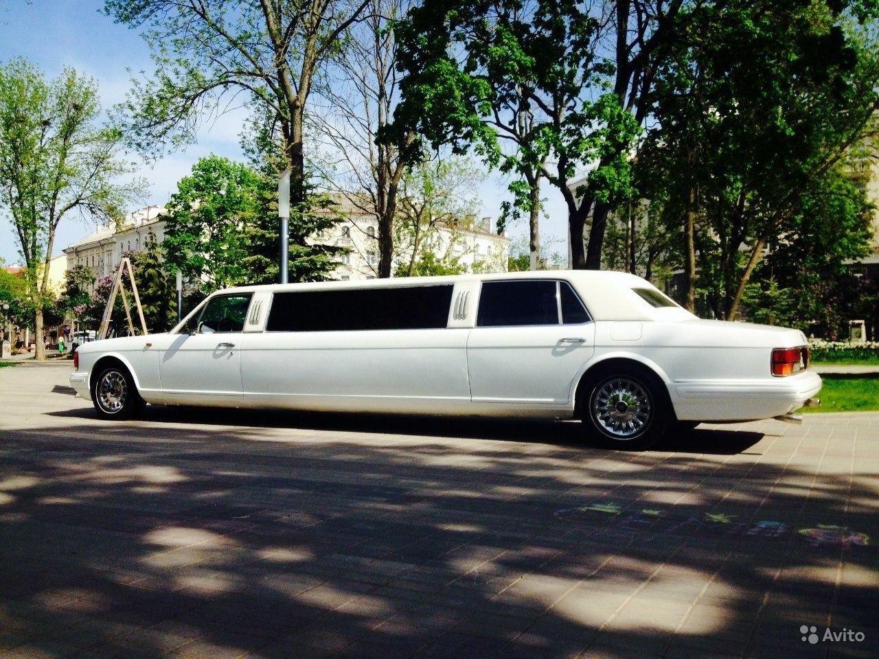 Р›РёРјСѓР·РёРЅ Rolls Royce Silver