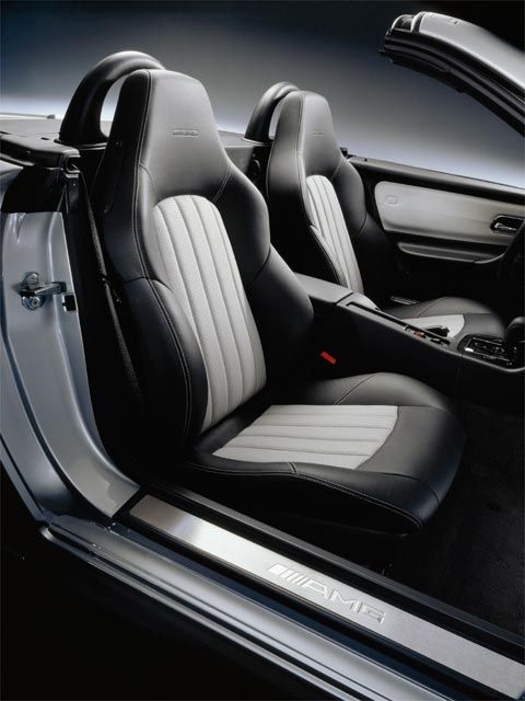 0107_06zoom+2002_Mercedes_Benz_SLK_32_AMG+Interior_Seats