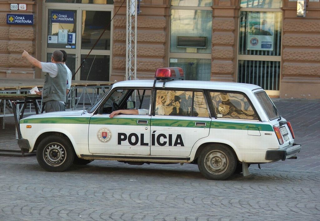 1024px-Police_slovakia_2005