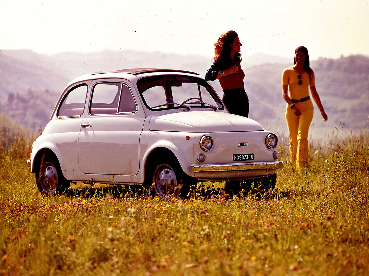 Fiat-500-Period-Photos-Fiat-500-R-2-1280x960