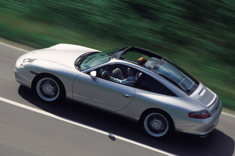 0473797-Porsche-996-Targa-Carrera-2001