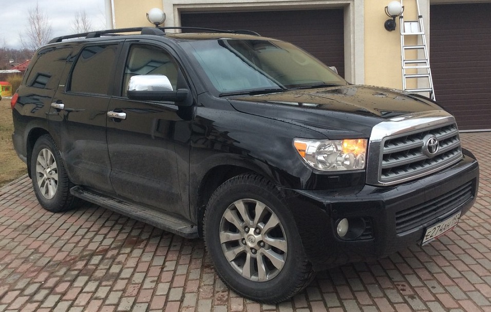 Toyota sequoia 5.7. Тойота Секвойя 5.7. Тойота Секвойя 2008. Тойота Sequoia 2008 черный. Бронированная Тойота Секвойя.