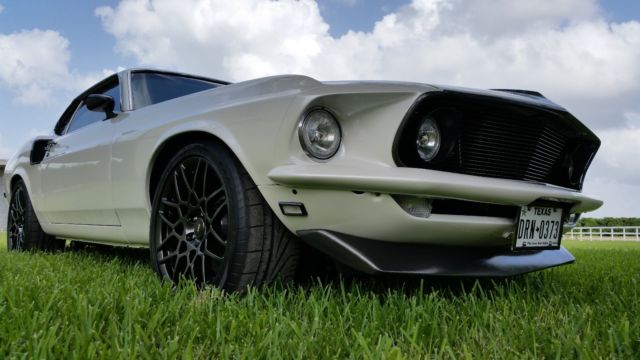 1969-mustang-fast-back-coyote-50-swap-engine-t56-magnum-6-speed-1
