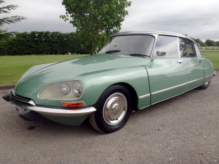 Ds id. Citroen DS 1973. Citroen DS 23. Citroen DS 1969. Ситроен 1969.