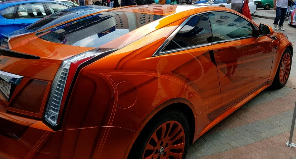 Cadillac CTS оранжевый