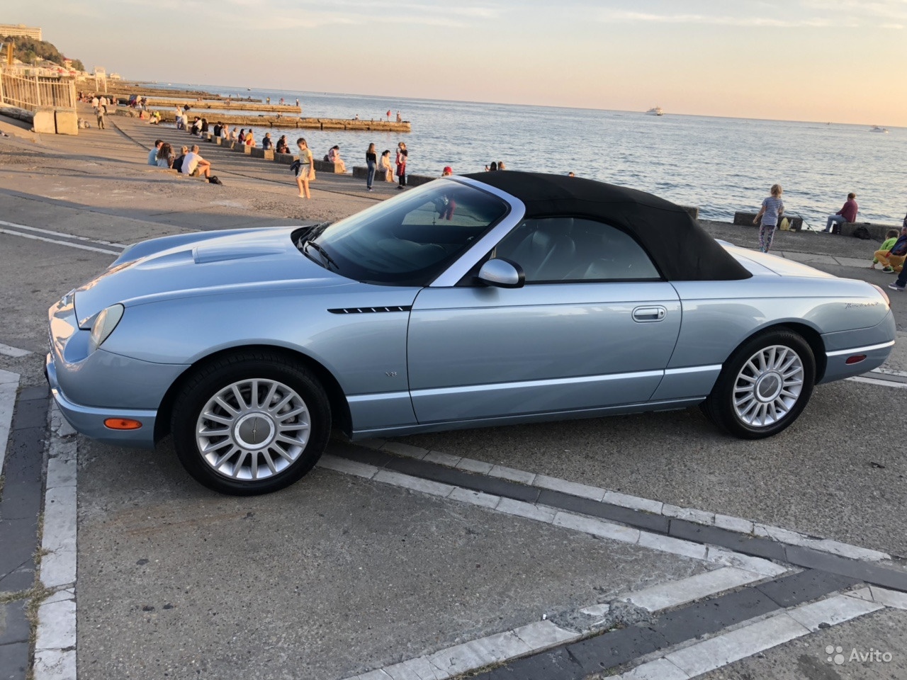 2004 Ford Thunderbird fab1