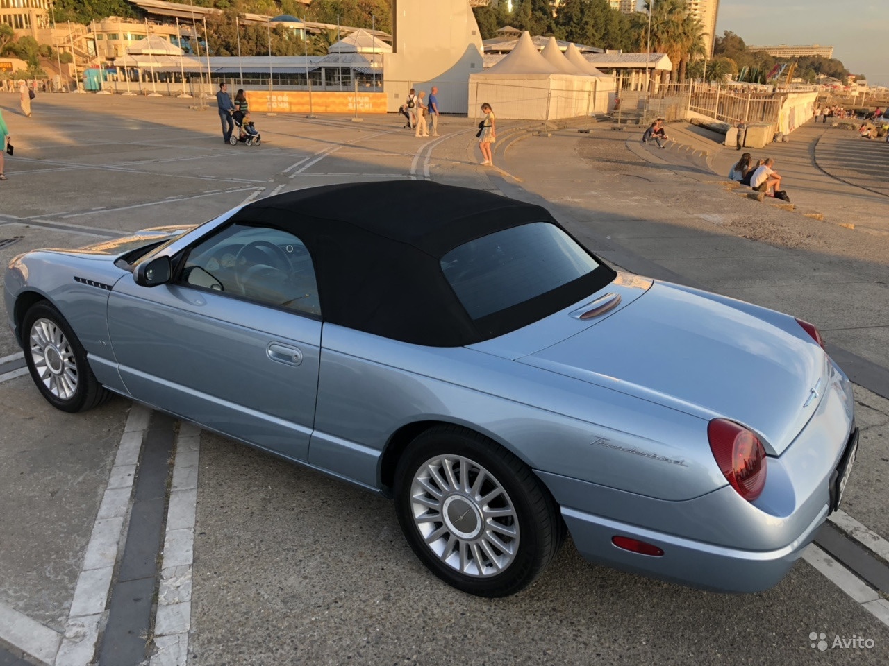 2004 Ford Thunderbird fab1