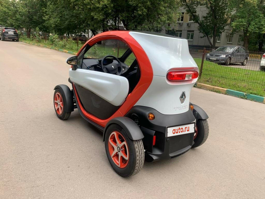 Renault Twizy pizza