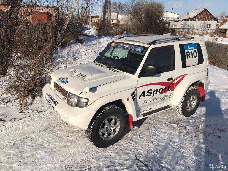 Mitsubishi pajero evolution 1997